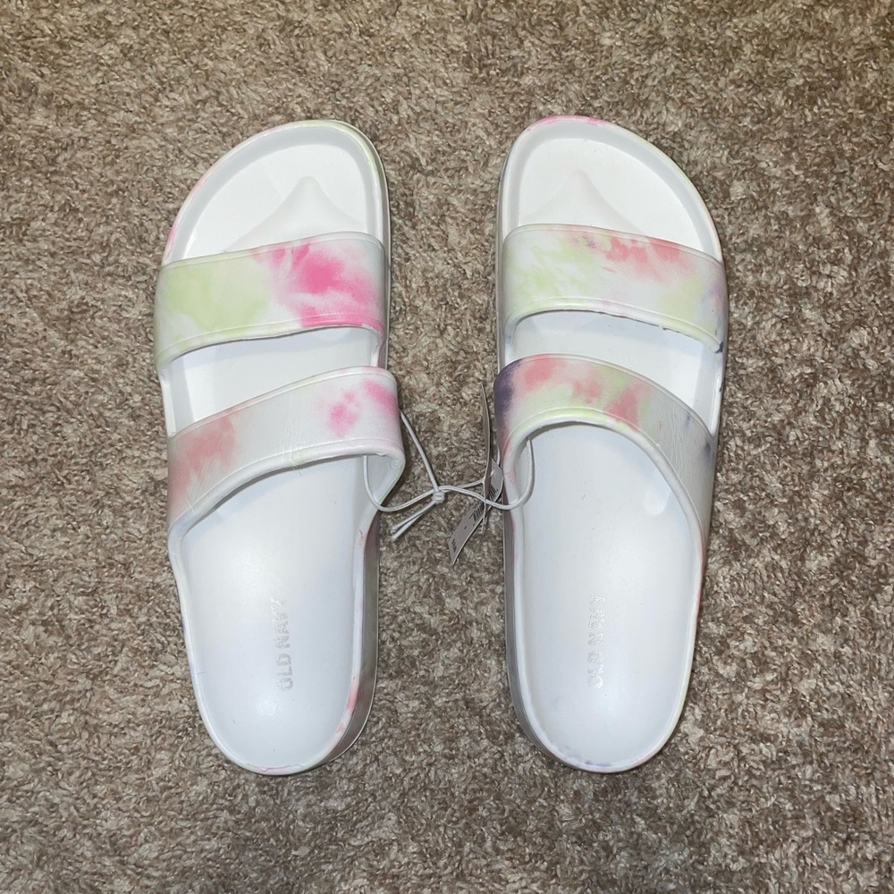 Old Navy Tie Dye Sandals